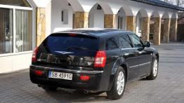 Chrysler 300C - Pomnik Ameryki