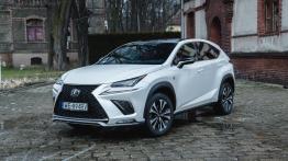 Lexus NX I