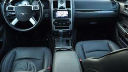 Chrysler 300C - Pomnik Ameryki