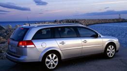 Opel Vectra C Kombi - widok z tyłu