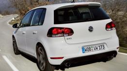 Volkswagen Golf VI GTI - widok z tyłu