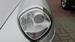 Lancia Thesis  Sedan - galeria społeczności - lewy przedni reflektor - wyłączony