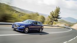 Mercedes klasy C 250 BlueTEC 4MATIC (2014) kombi - widok z przodu