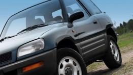 RAV4 - Japończyk potrafi