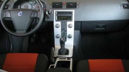 Elegancja surowości