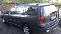 Renault Laguna I Kombi - galeria społeczności - lewy bok