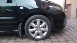 Honda City VI - galeria społeczności - prawe przednie nadkole