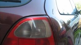 Rover 200 III - galeria społeczności - prawy tylny reflektor - wyłączony