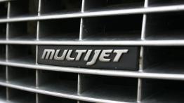 Fiat Linea  Sedan - galeria społeczności - grill