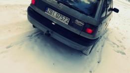 Opel Astra G Hatchback - galeria społeczności - tył - reflektory włączone