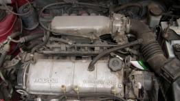 Mazda 323 V P - galeria społeczności - silnik