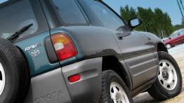 RAV4 - Japończyk potrafi