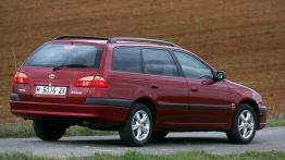 Toyota Avensis I Kombi - widok z tyłu