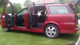 Opel Vectra B Kombi - galeria społeczności - lewy bok