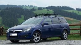 Opel Astra Kombi - galeria społeczności - zderzak przedni