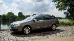 Volkswagen Passat B6 Variant - galeria społeczności - lewy bok