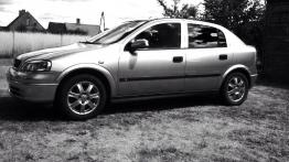 Opel Astra G Hatchback - galeria społeczności - lewy bok