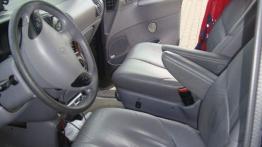 Chrysler Voyager III Minivan - galeria społeczności - widok ogólny wnętrza z przodu