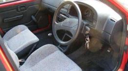 Citroen AX - wzór oszczędności?