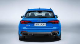 Audi RS4 Avant z sześcioma cylindrami