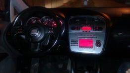 Seat Altea Standard - galeria społeczności - kokpit, nocne zdjęcie