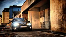 BMW Seria 3 E46 Cabrio - galeria społeczności - przód - reflektory włączone