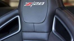 Chevrolet Camaro Z/28 - problem z felgami i oponami