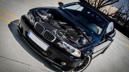BMW Seria 3 E46 Cabrio - galeria społeczności - maska otwarta