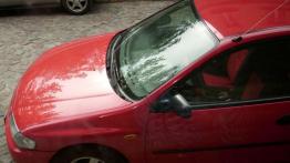 Mazda 323 V P - galeria społeczności - maska - widok z góry