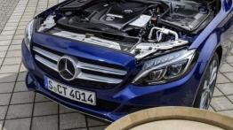 Mercedes klasy C 250 (2014) kombi - maska otwarta