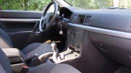 Opel Vectra C Sedan - galeria społeczności - widok ogólny wnętrza z przodu