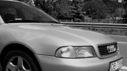 Audi A4 B5 Avant - galeria społeczności - zderzak przedni