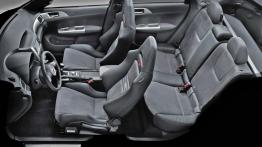 Subaru Impreza WRX STI - widok ogólny wnętrza