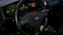 Opel Zafira A - galeria społeczności - kierownica