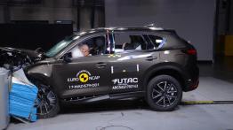 Euro NCAP: Nie wybieraj podstawowych wersji Kii