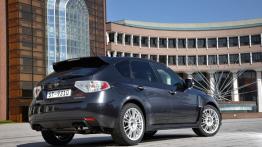 Subaru Impreza WRX STI - widok z tyłu