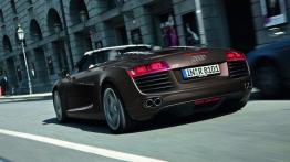Audi R8 Spyder 4.2 FSI - widok z tyłu