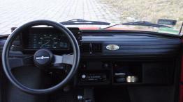 Fiat 126p Maluch - galeria społeczności - pełny panel przedni