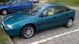 Mazda 323 V F - galeria społeczności - lewy bok