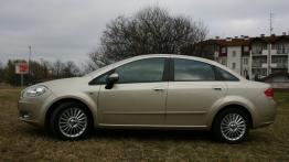 Fiat Linea  Sedan - galeria społeczności - lewy bok