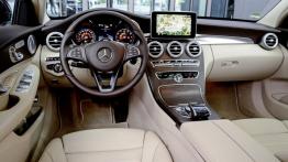 Mercedes klasy C 200 (2014) kombi - pełny panel przedni