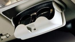 Kia Sephia II - obszar nad lusterkiem wstecznym