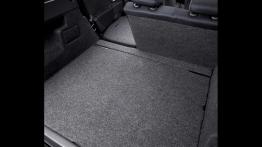 Renault Clio III Kombi - tylna kanapa złożona, widok z bagażnika