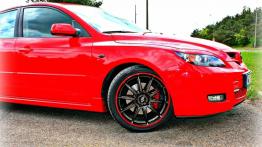 Mazda 3 I Hatchback - galeria społeczności - prawe przednie nadkole