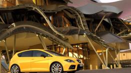 Seat Cupra II - prawy bok