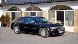 Chrysler 300C - Pomnik Ameryki