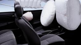 Toyota Avensis I Kombi - poduszki powietrzne