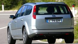 Ford Focus II Kombi - widok z tyłu