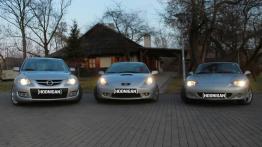 Mazda 3 I Hatchback - galeria społeczności - przód - reflektory włączone