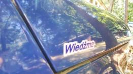 Fiat 126p Maluch - galeria społeczności - prawe przednie nadkole